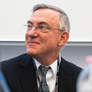 Headshot of Andrew King
